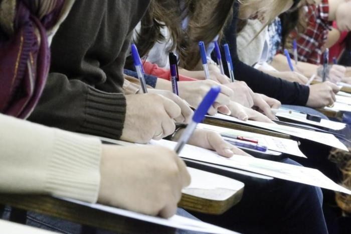 Imagem da noticia Caixa, Anvisa e outros: Saiba datas, salários e editais dos concursos públicos espalhados pelo Brasil 
