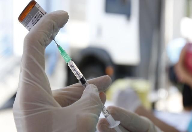 Confira quais países já iniciaram a vacinação contra Covid-19