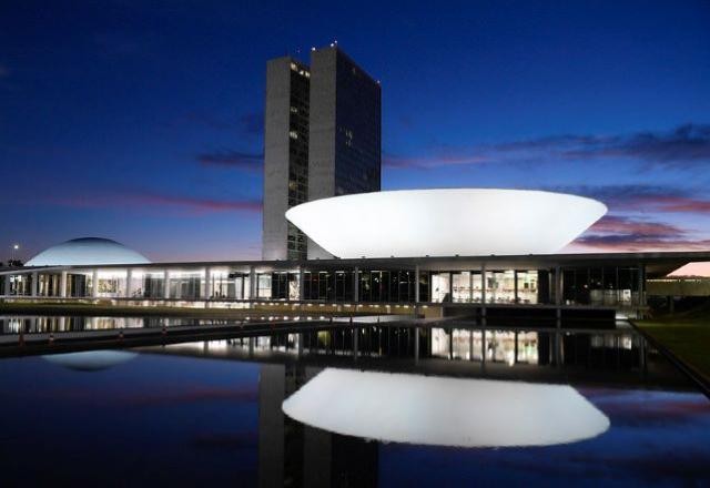 Imagem da noticia Número de parlamentares negros eleitos cresce 8,94%