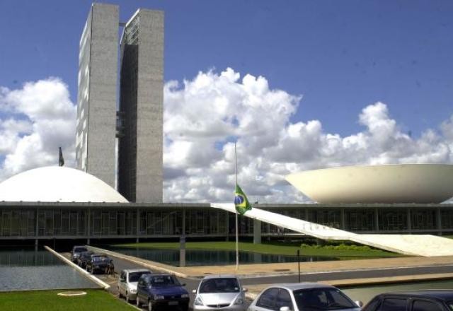 Imagem da noticia Embates entre governo e oposição por CPIs marcam semana do Congresso