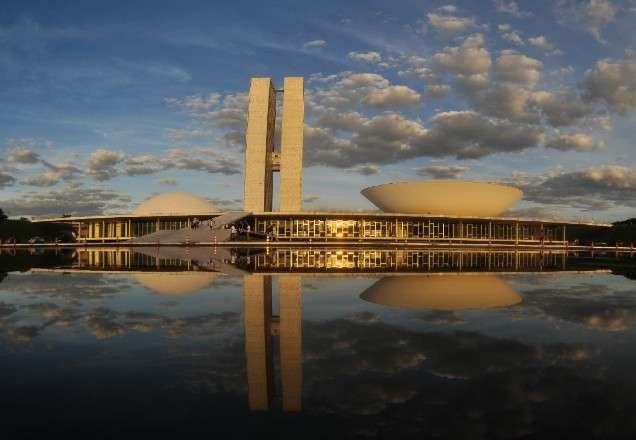 Congresso e STF decretam luto oficial de 3 dias em memória às vítimas da Covid-19