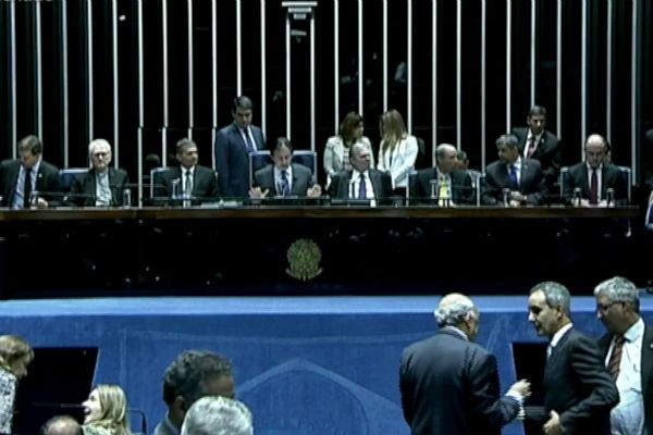 Imagem da noticia Congresso recebe autoridades do Governo para falar sobre violência