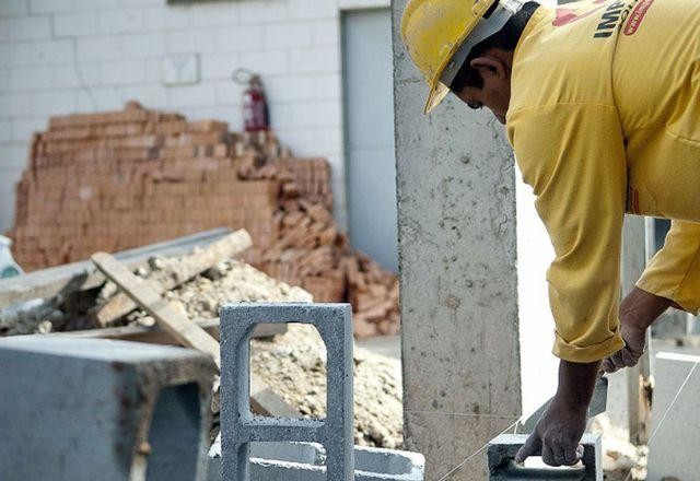 Imagem da noticia Juros altos são entrave para construção civil, diz CNI
