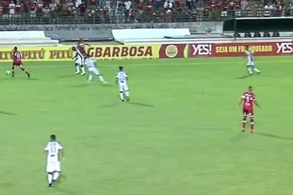 Imagem da noticia Copa do Nordeste: jogo entre Ceará e CRB tem festival de gols