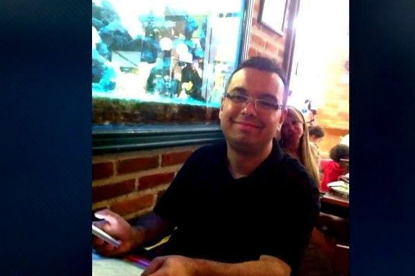 Imagem da noticia Corpo de turista que morreu no Beach Park de Fortaleza é enterrado