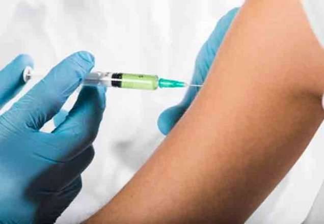 Covid-19: vacina russa é segura e eficaz, dizem autoridades