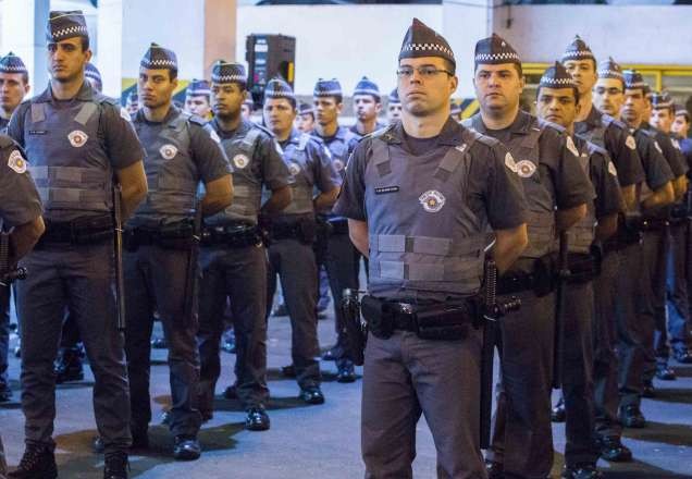 Imagem da noticia Crescem denúncias de violência praticada por PMs na quarentena