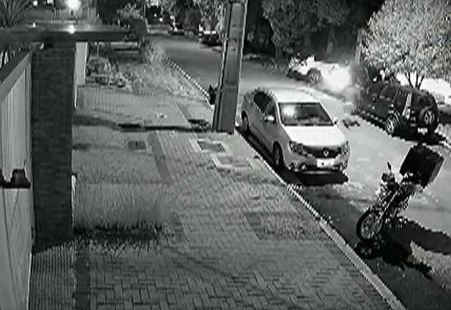 Imagem da noticia Homem é executado com mais de dez tiros em bairro nobre de Curitiba