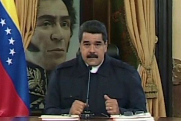 Imagem da noticia Crise na Venezuela: Nicolás Maduro fecha fronteira com a Colômbia