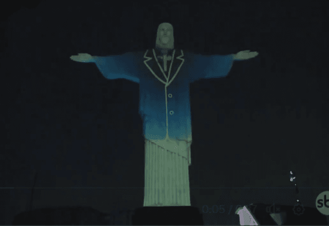 Imagem da noticia Cristo Redentor é vestido de Silvio Santos em homenagem ao apresentador 