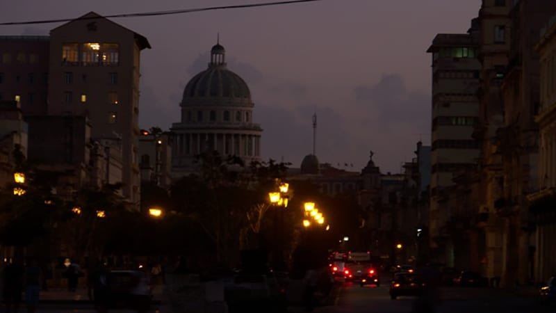 Imagem da noticia Cuba sofre apagão nacional após falha em usina elétrica
