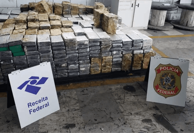 Imagem da noticia Receita e Polícia Federal realizam a maior apreensão de cocaína do ano no Porto de Santos
