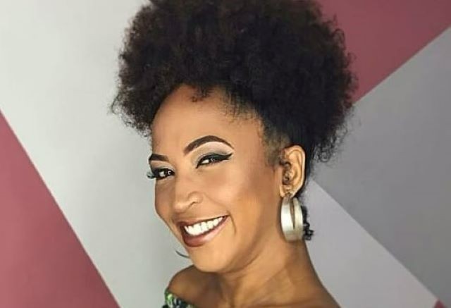 Imagem da noticia DJ Nega Glicia, pioneira do reggae feminino, morre aos 46 anos
