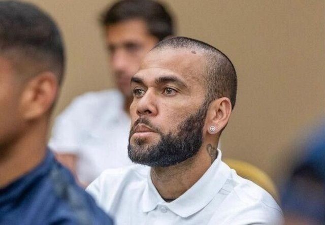 Imagem da noticia Justiça da Espanha decide dar liberdade condicional a Daniel Alves 