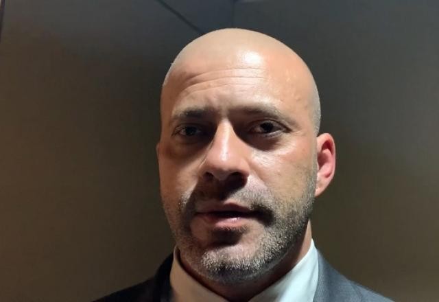 Imagem da noticia Sobre votar na CCJ, Daniel Silveira dispara: "Aqui não é a Suprema Corte"