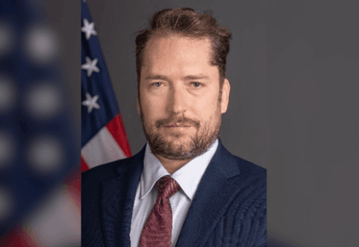 Defesa de Bolsonaro pede a Moraes autorização para visita de assessor de Trump