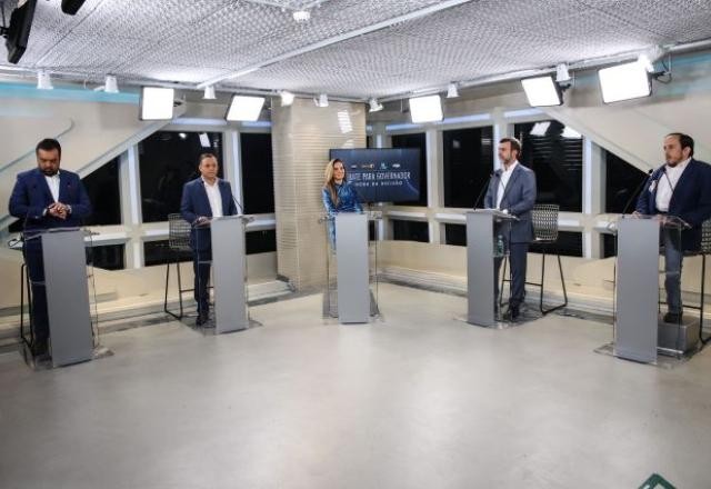 Imagem da noticia Debate no SBT: corrupção e segurança pública são destaque em 1º bloco do Rio