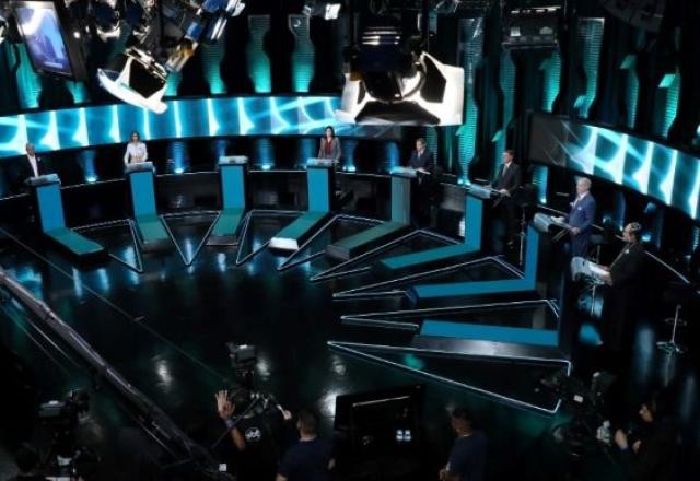 Imagem da noticia Debate no SBT dá tom da reta final da disputa presidencial do 1º turno