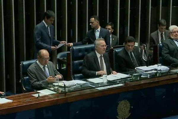 Debate no Senado reúne Sérgio Moro, Gilmar Mendes e Renan Calheiros