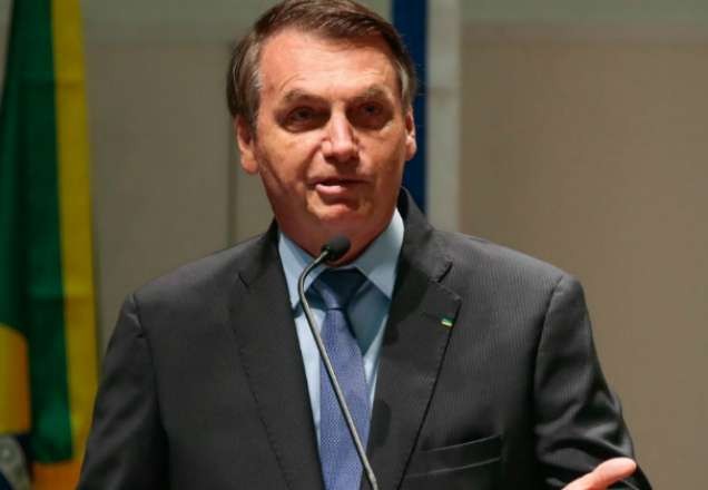 Imagem da noticia Decreto de Bolsonaro extingue mais de 27 mil cargos no Governo Federal