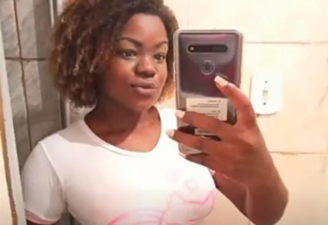 Imagem da noticia Mulher cai da escada, vídeo viraliza e ela se torna celebridade