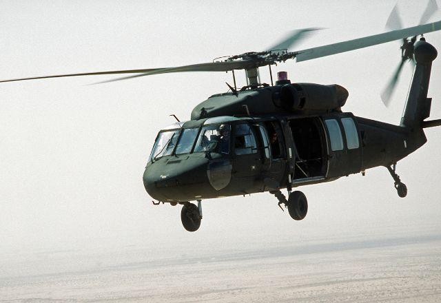 Imagem da noticia Helicópteros militares colidem durante treinamento nos EUA