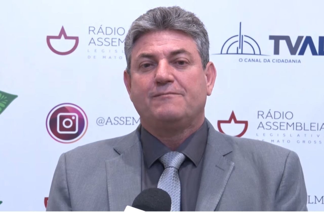 Imagem da noticia Deputado é flagrado ao sugerir empresa própria em licitação em MT