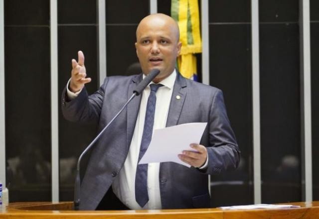 Imagem da noticia Bolsonaristas afirmam que vão pedir habeas corpus para Zé Trovão
