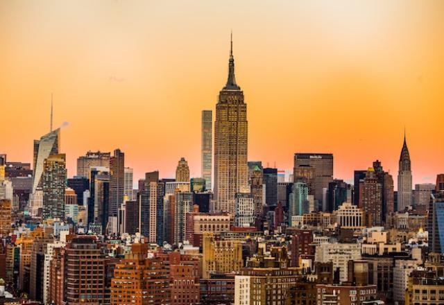 Imagem da noticia Garagem desmorona em Nova York e deixa 1 morto e 5 feridos