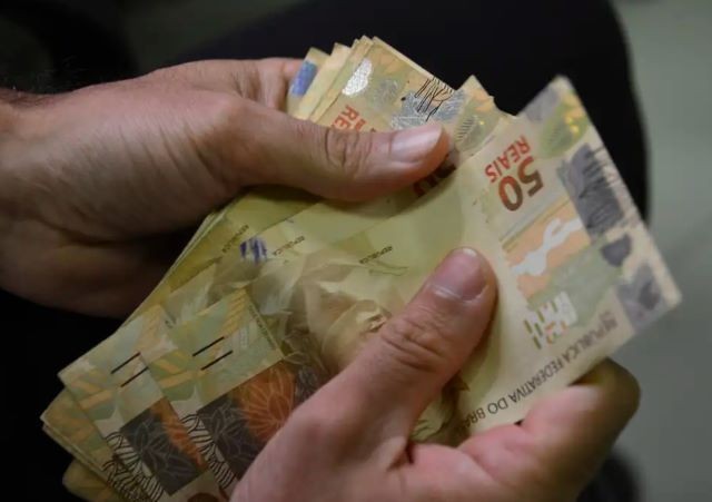 Imagem da noticia Governo prorroga programa Desenrola Brasil até 20 de maio