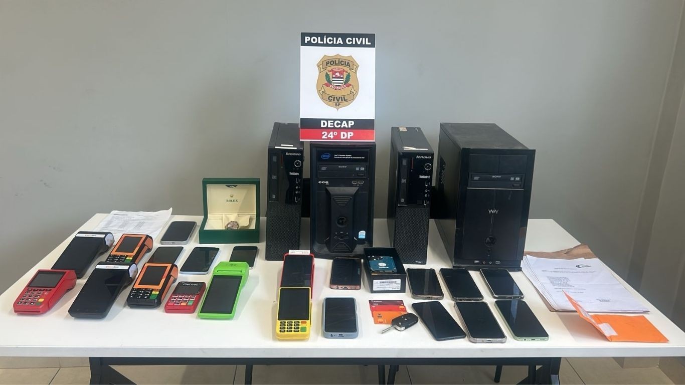 Imagem da noticia Quadrilha é presa suspeita de aplicar golpe de mais de R$ 750 mil contra idosa