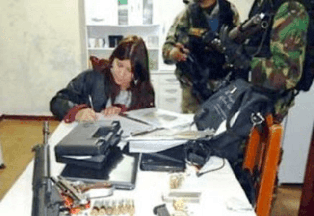 Imagem da noticia Integrante do PCC é preso suspeito de envolvimento em atentado a político paraguaio em SP