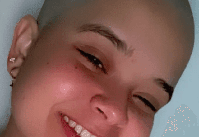 Imagem da noticia Jovem brasileira na Irlanda admite que fingiu estar com câncer para conseguir doações