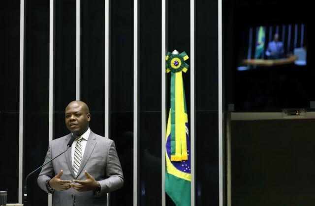Imagem da noticia Lula demite ministro Silvio Almeida após acusações de assédio sexual