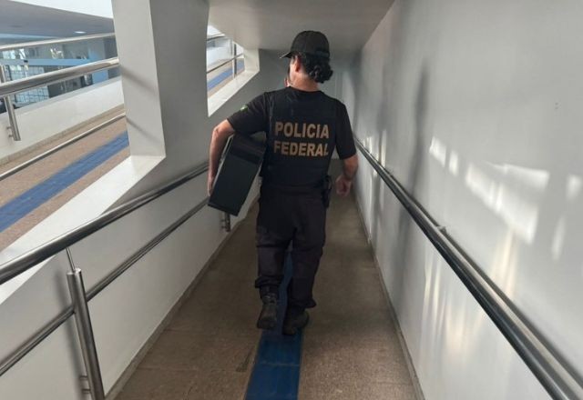 Imagem da noticia Dois candidatos a vereador são alvos da Polícia Federal por possível compra de voto com Cheque Moradia