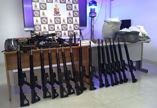 Imagem da noticia PM de São Paulo encontra arsenal de guerra em Paraisópolis