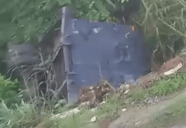 Imagem da noticia Blindado da PM cai em barranco e deixa policiais feridos na zona norte do Rio