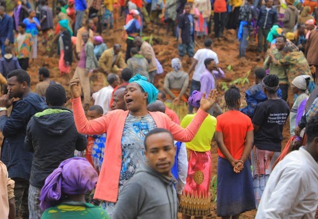 Imagem da noticia Deslizamento após temporal deixa ao menos 157 mortos na Etiópia