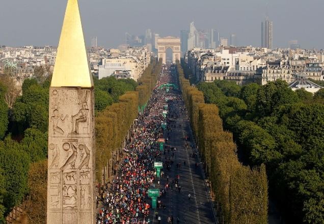 Pandemia adia mais uma vez  Maratona de Paris