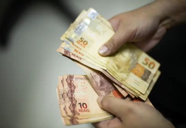 Imagem da noticia Valores a receber: saque do dinheiro esquecido termina nesta quarta; saiba como resgatar