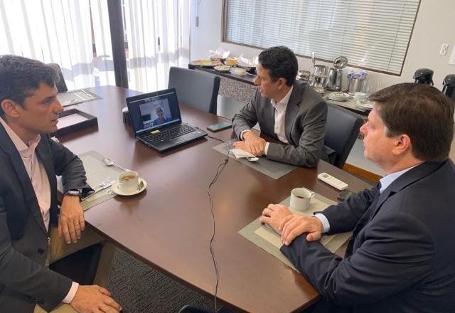 Imagem da noticia Terceira via: MDB, PSDB e Cidadania se reúnem novamente para debater nome único