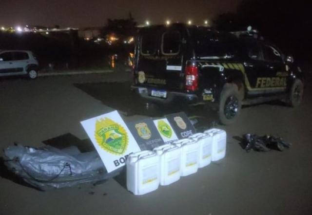 Imagem da noticia PF apreende agrotóxicos contrabandeados em porto clandestino de Foz do Iguaçu