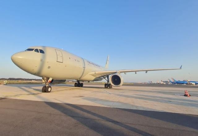 Imagem da noticia Guerra entre Israel e Hamas: avião que resgatará brasileiros pousa em Roma