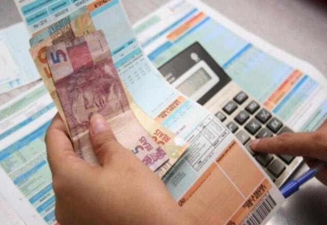 Imagem da noticia Endividamento cai pela quinta vez e novembro registra menor nível desde 2022