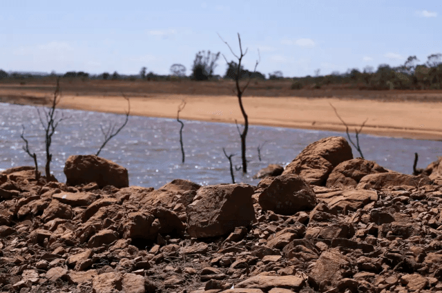 Imagem da noticia Crise hídrica: seca severa castiga mais de mil cidades brasileiras