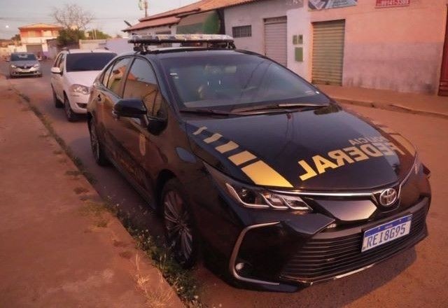 Imagem da noticia Lesa Pátria: PF faz buscas em três estados e no DF contra suspeitos dos ataques de 8 de janeiro