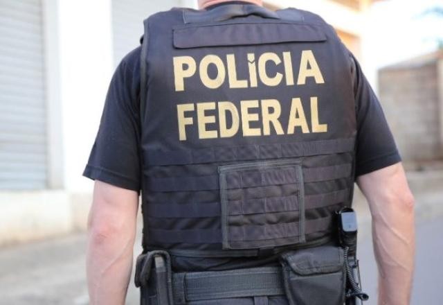 Imagem da noticia Operação bloqueia R$ 4 milhões em bens e cumpre 56 mandados contra facção criminosa