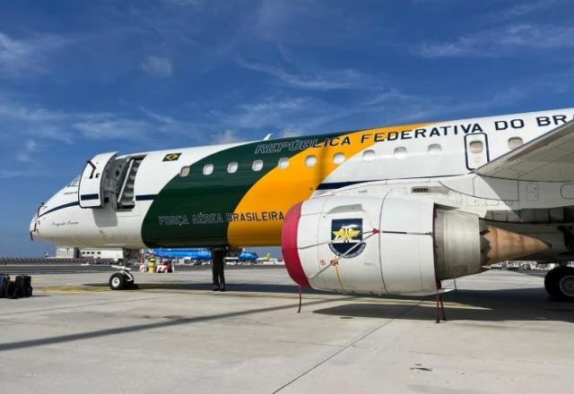 Imagem da noticia Avião da FAB para repatriar brasileiros da Faixa de Gaza pousa em Roma