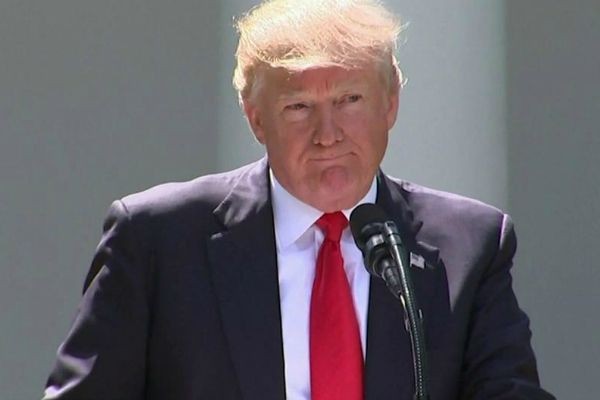 Imagem da noticia Donald Trump retira Estados Unidos do Acordo do Clima de Paris