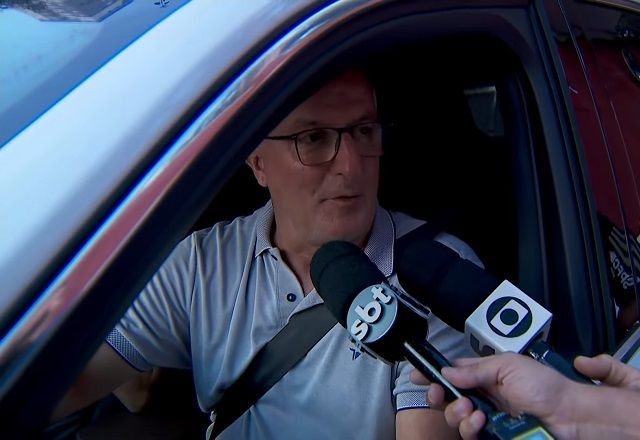 Dorival Jr. fala ao SBT no dia em que é confirmado como técnico da seleção brasileira